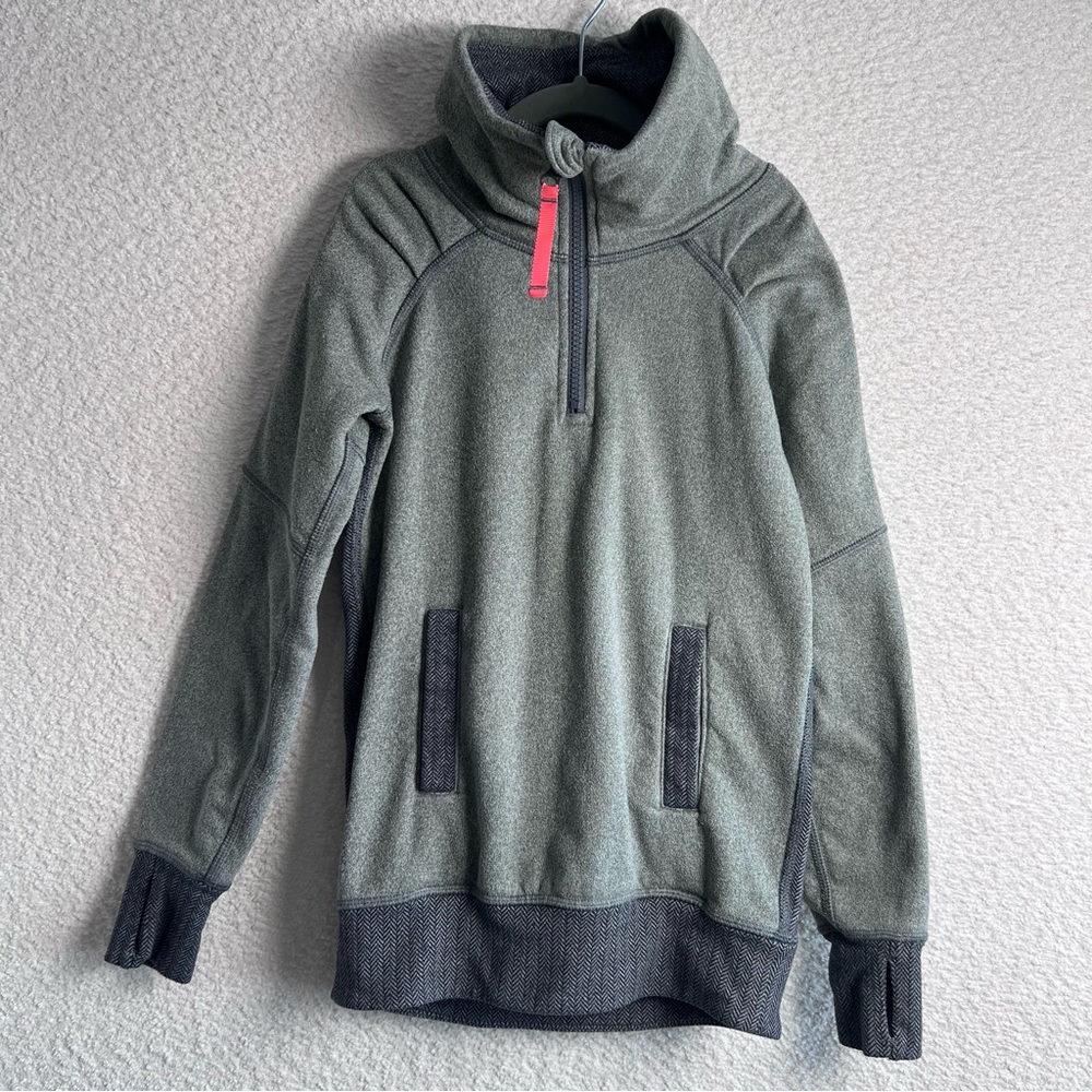 Ivivva Lululemon Girls‎ Kids Gray Long Sleeve Shiver Stopper  Size 7
